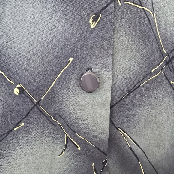 SUSAN GRAVER Style Woman's Size 2X Long Sleeve Button Up Shirt Blue Floral - Picture 4 of 8